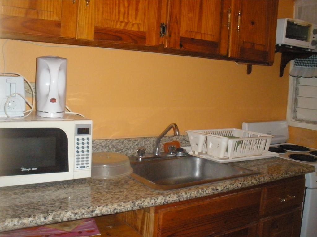Villa Criss Ocho Rios Eksteriør bilde