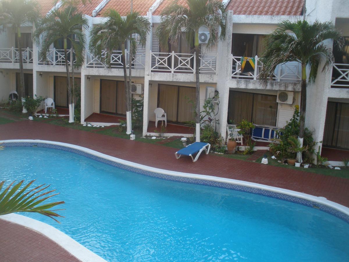 Villa Criss Ocho Rios Eksteriør bilde